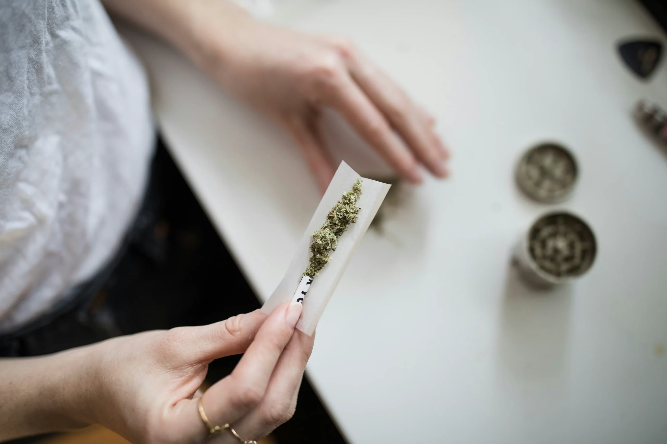 Blättchen Cannabis Papers und Qualität bei kleine knospe